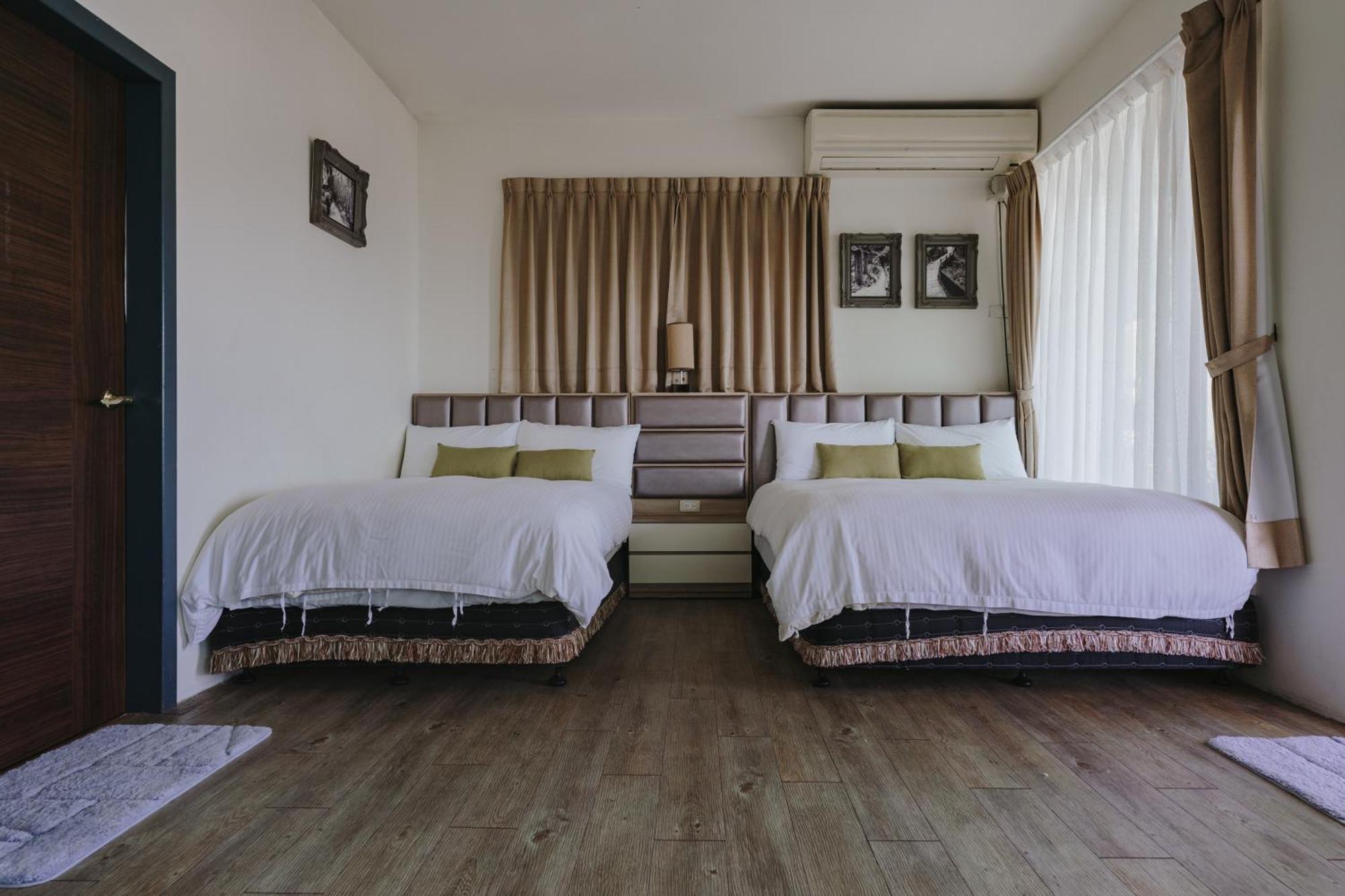 Mountain Traveler Inn Цзюфэнь Экстерьер фото