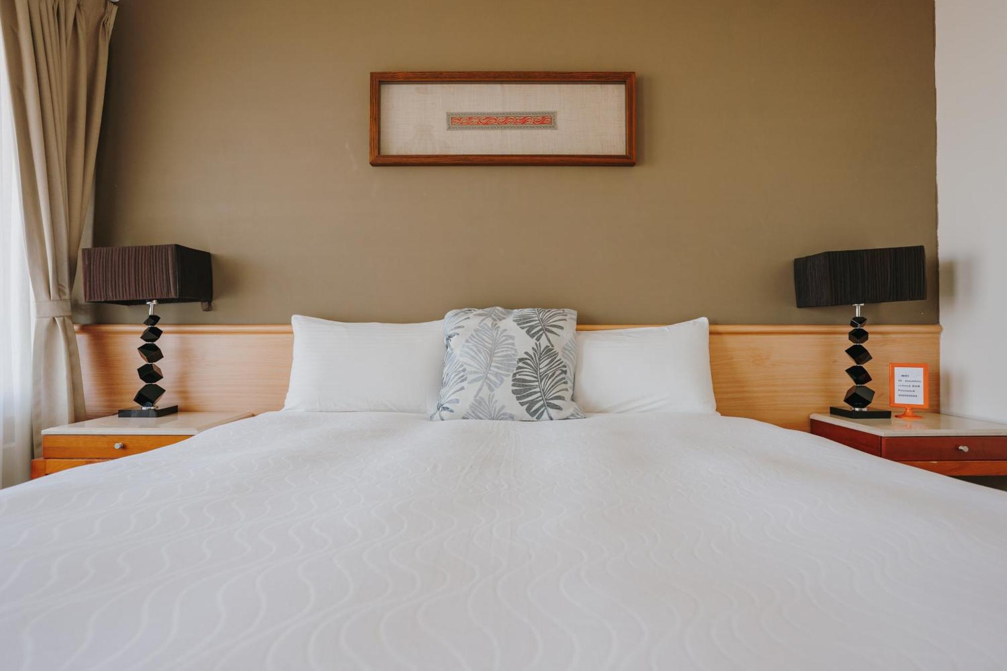 Mountain Traveler Inn Цзюфэнь Экстерьер фото